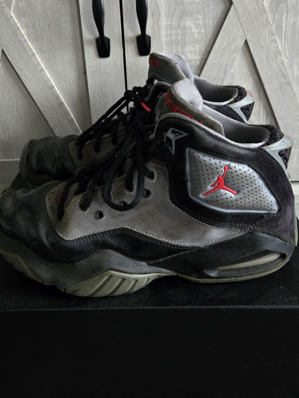 Men's Air Jordan B'Loyal Grey & Black Sneakers